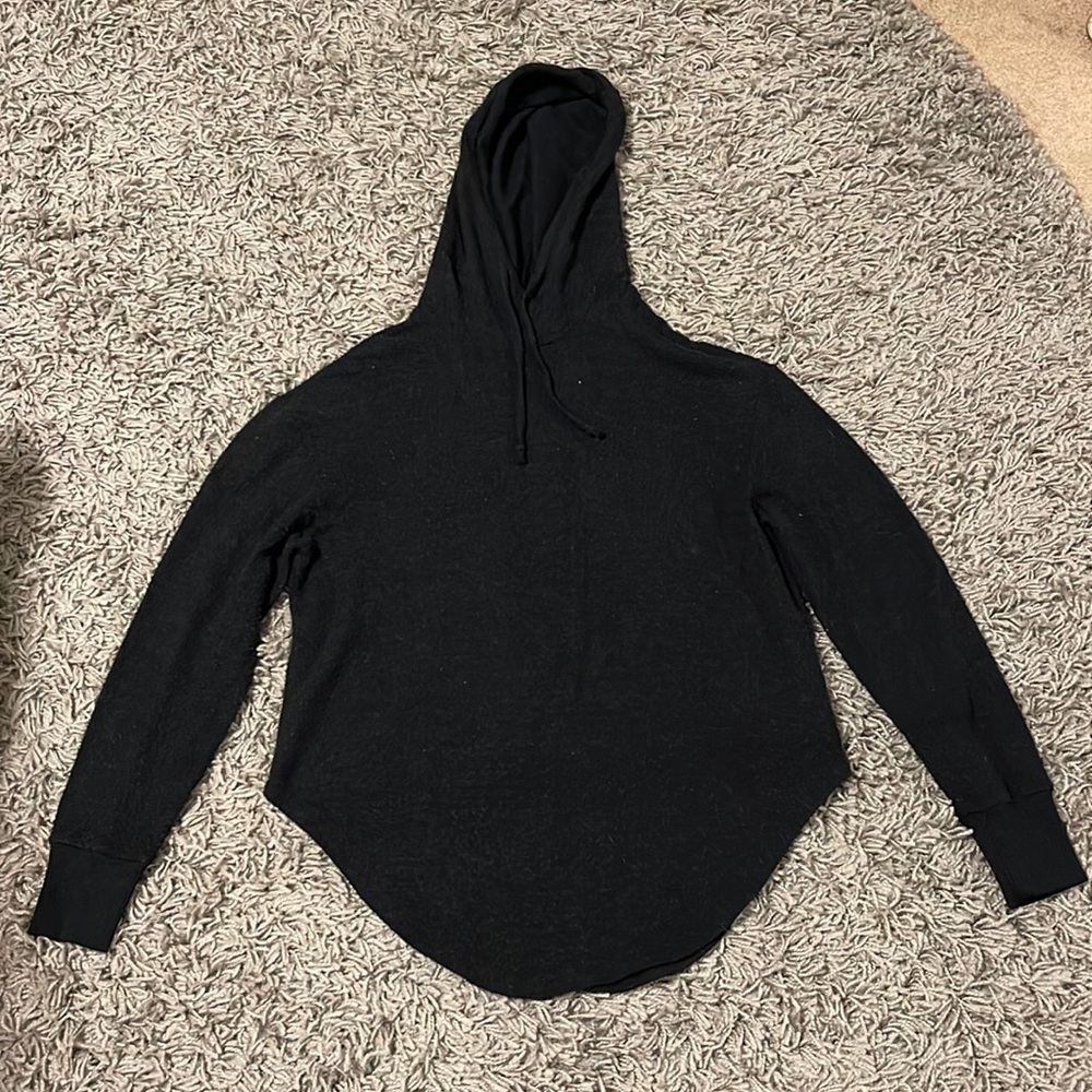 Black me to we pacsun hoodie size S